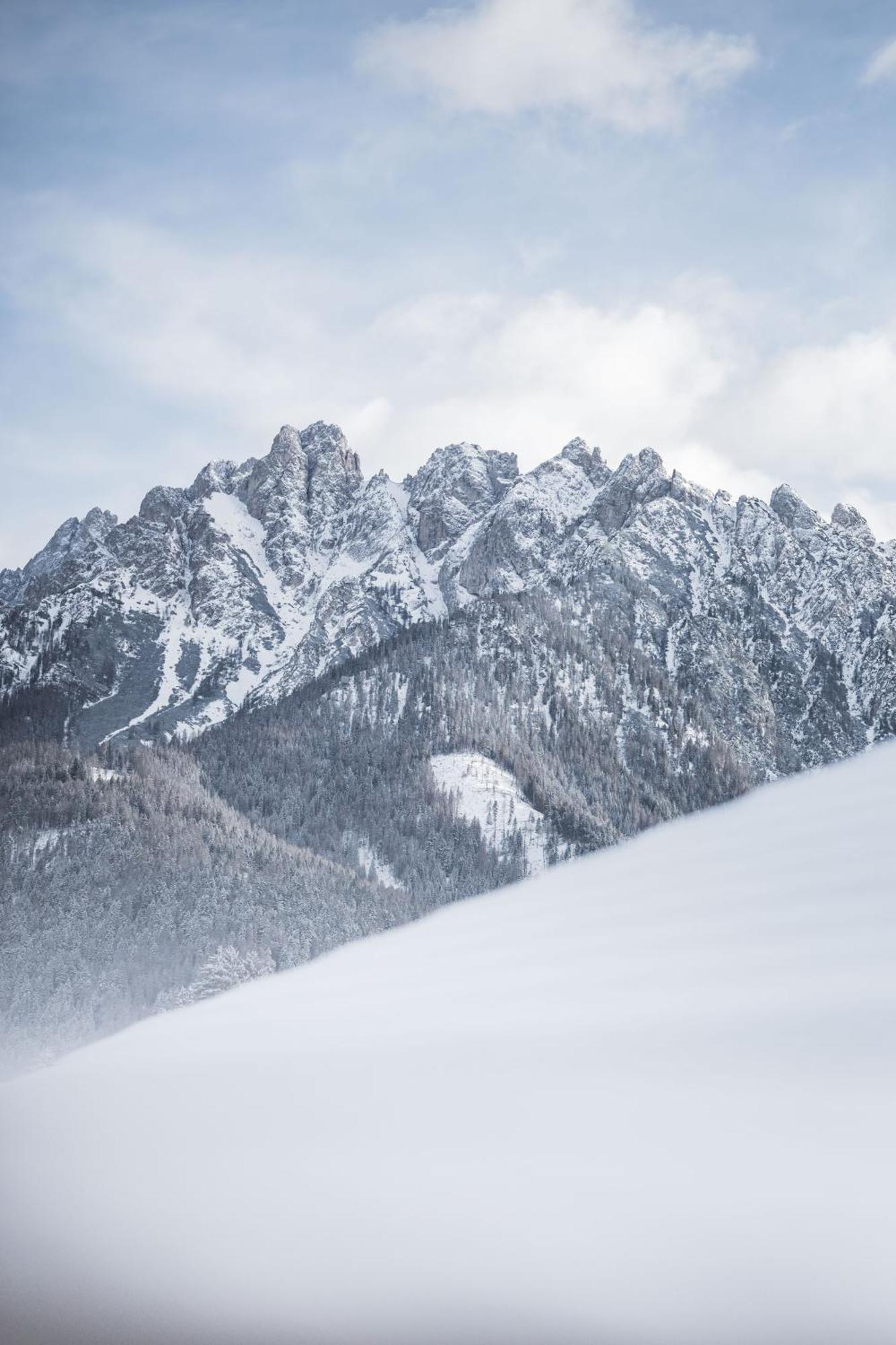 Hotel Gratschwirt Toblach Exteriör bild