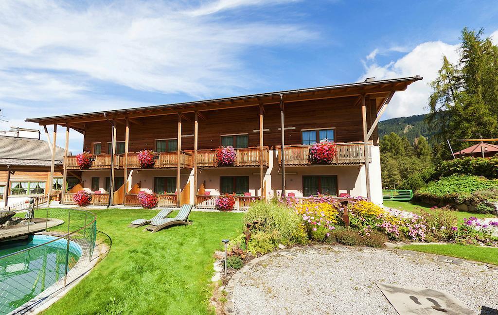 Hotel Gratschwirt Toblach Exteriör bild