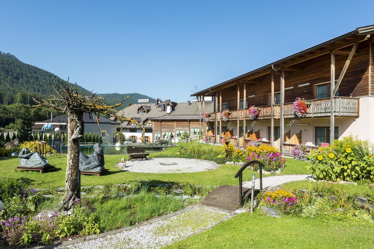 Hotel Gratschwirt Toblach Exteriör bild